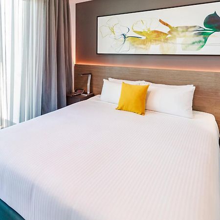 Mercure Sunshine Coast Kawana Waters Exterior foto