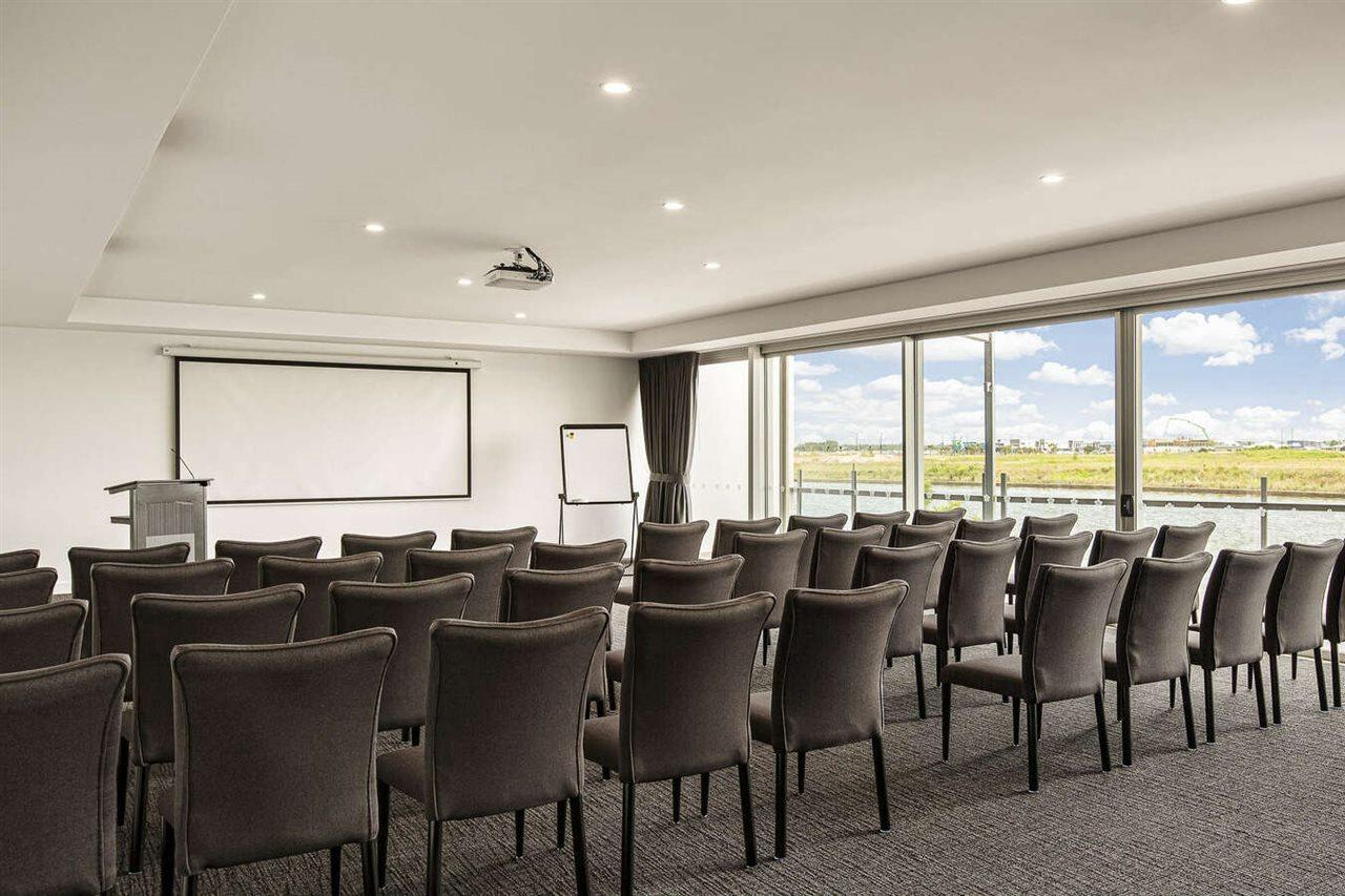 Mercure Sunshine Coast Kawana Waters Exterior foto