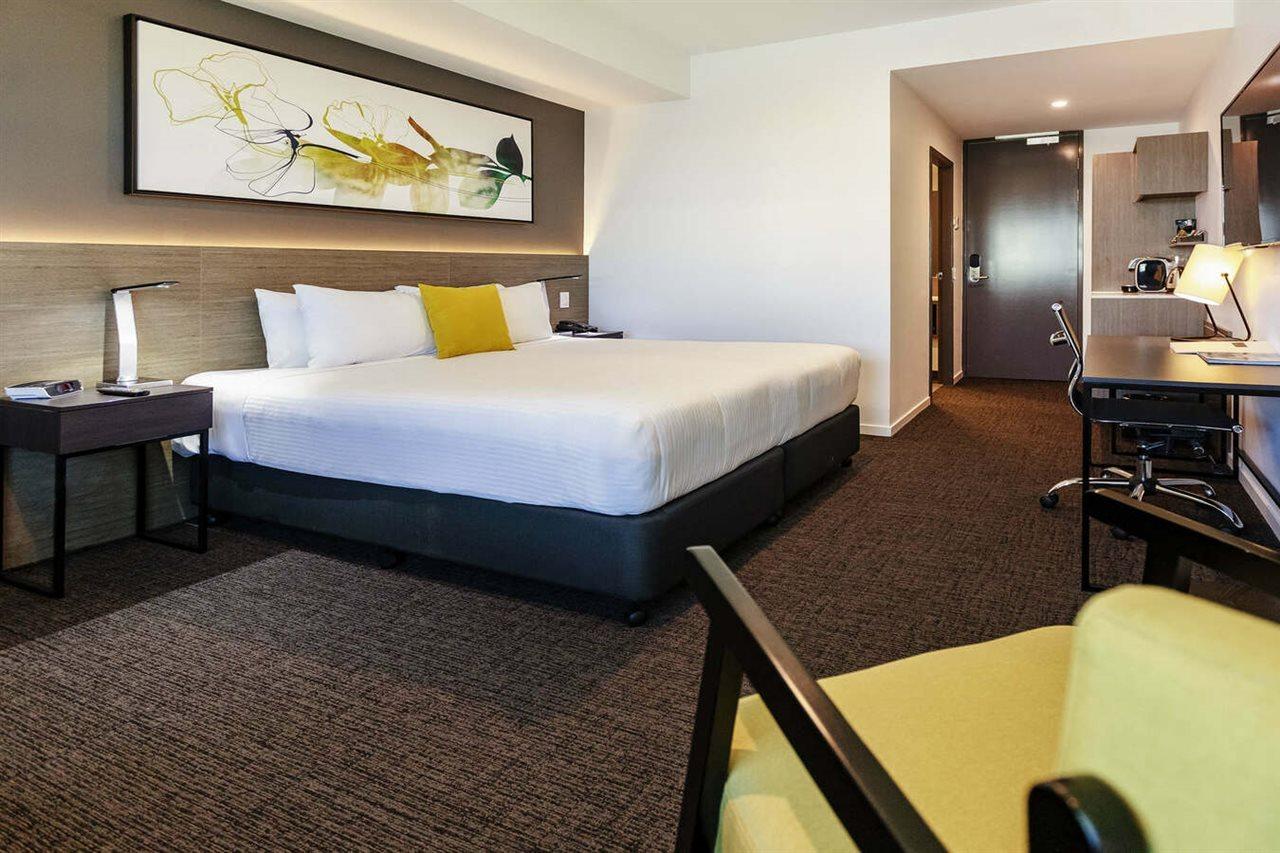 Mercure Sunshine Coast Kawana Waters Exterior foto