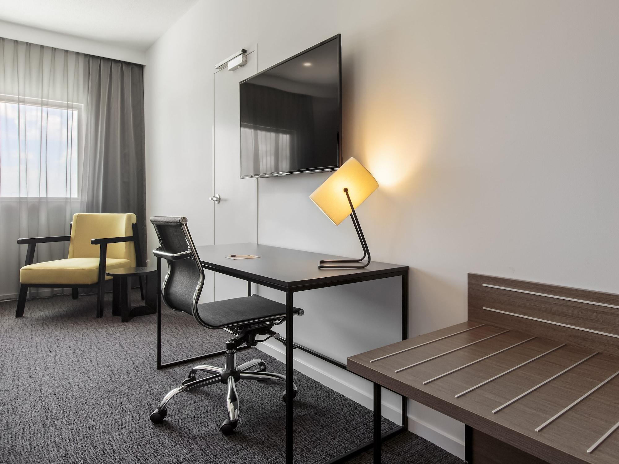 Mercure Sunshine Coast Kawana Waters Exterior foto