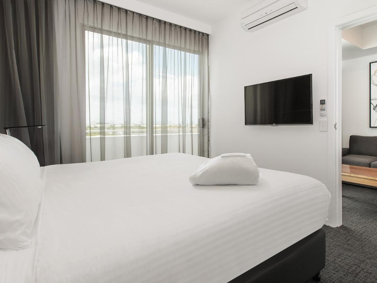 Mercure Sunshine Coast Kawana Waters Exterior foto
