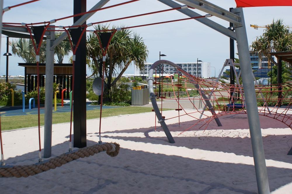 Mercure Sunshine Coast Kawana Waters Exterior foto
