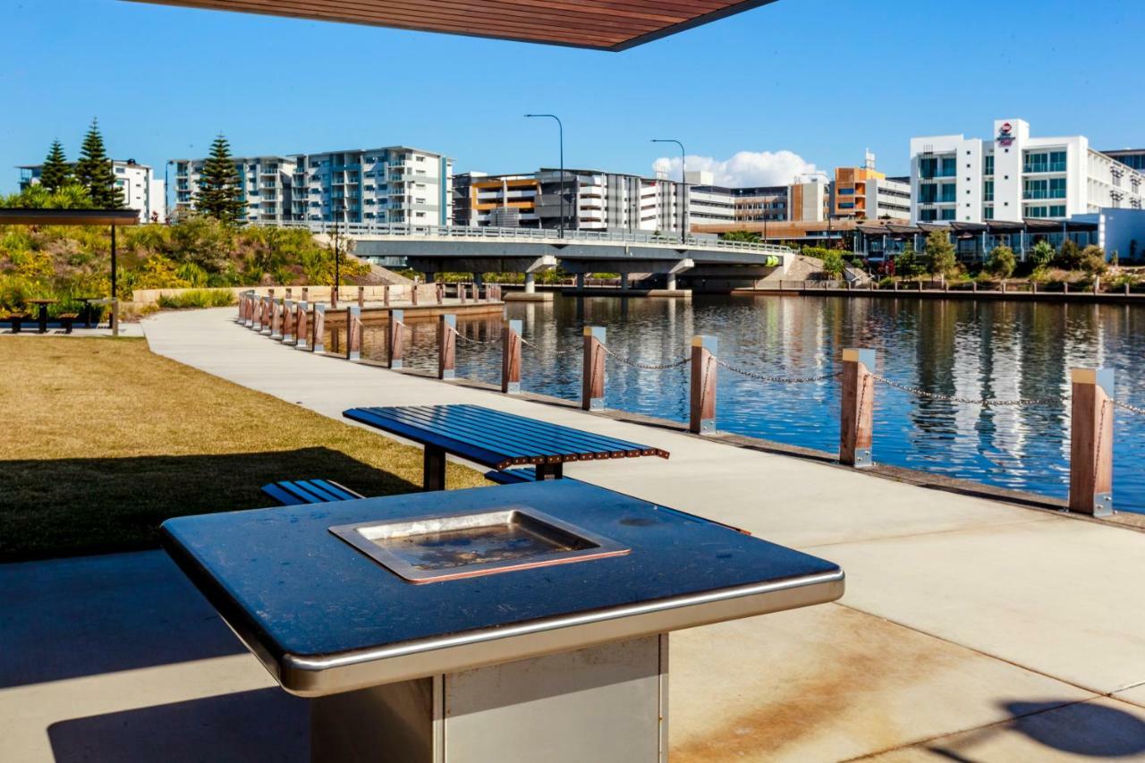 Mercure Sunshine Coast Kawana Waters Exterior foto