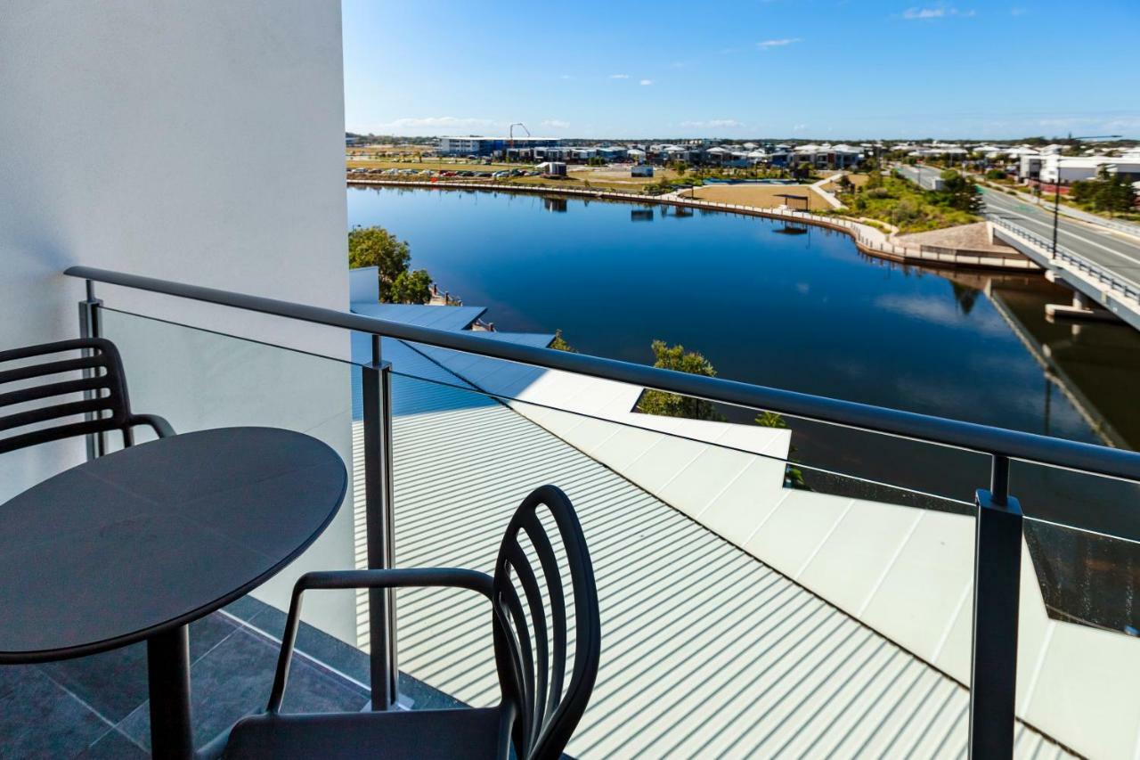 Mercure Sunshine Coast Kawana Waters Exterior foto